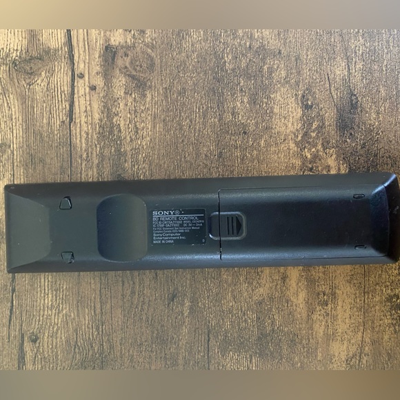 Sony Playstion 3 Bluetooth Remote - Picture 2 of 4